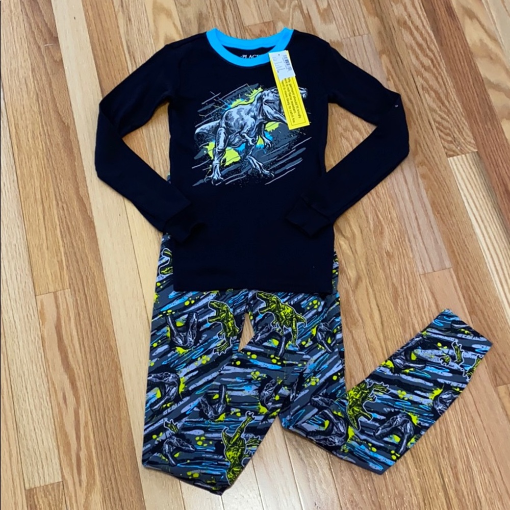 The children’s place boys PJs 💙